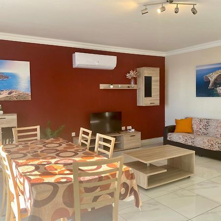 Sunrise Bay Apartments - Frontline Sea Views Σεντ Πόλς Μπέι Εξωτερικό φωτογραφία