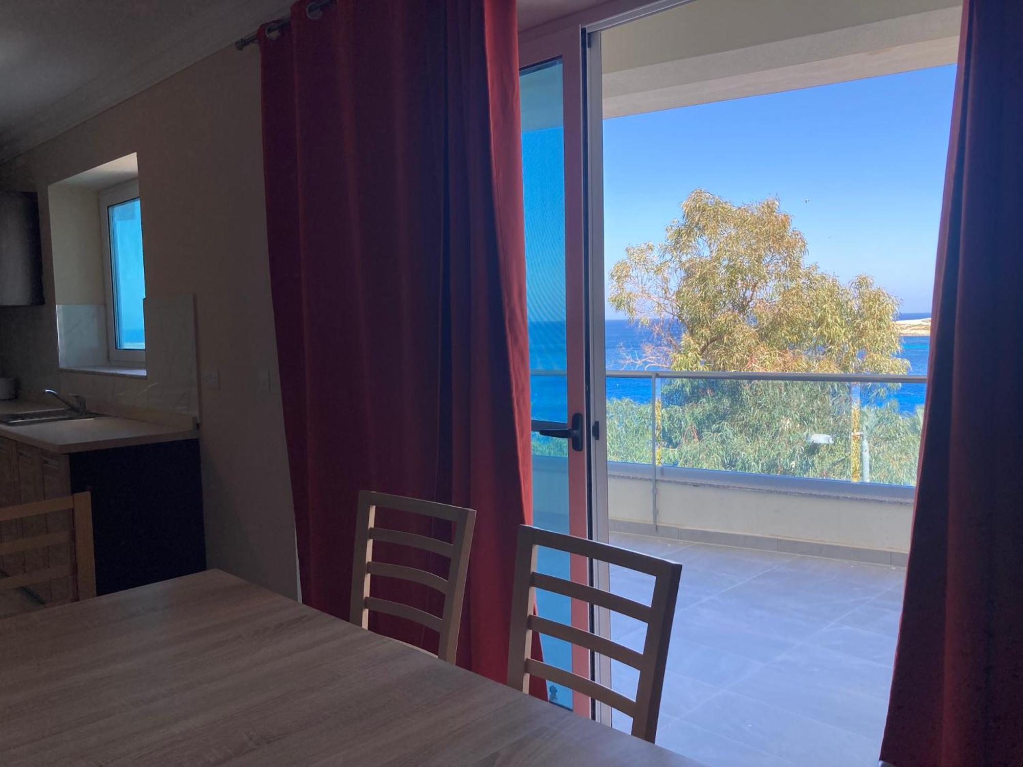 Sunrise Bay Apartments - Frontline Sea Views Σεντ Πόλς Μπέι Εξωτερικό φωτογραφία
