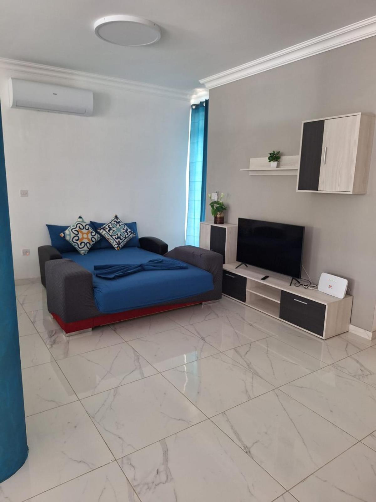 Sunrise Bay Apartments - Frontline Sea Views Σεντ Πόλς Μπέι Εξωτερικό φωτογραφία