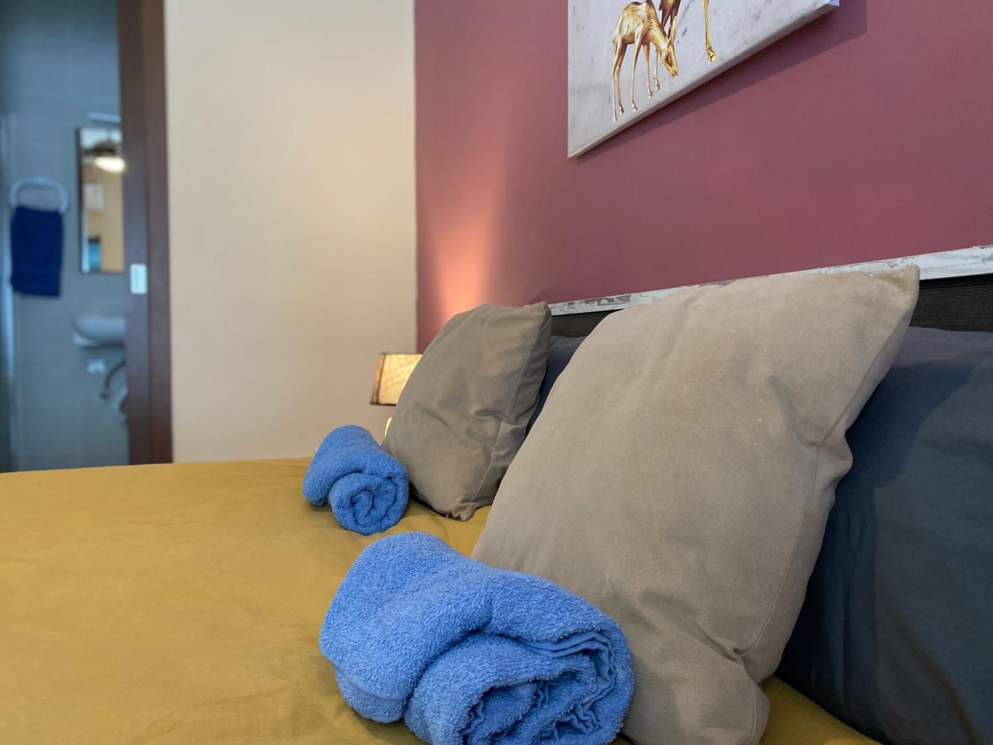 Sunrise Bay Apartments - Frontline Sea Views Σεντ Πόλς Μπέι Εξωτερικό φωτογραφία